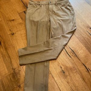 CHICO’S JEGGINGS IN SO SOFT SUEDE SIZE 6